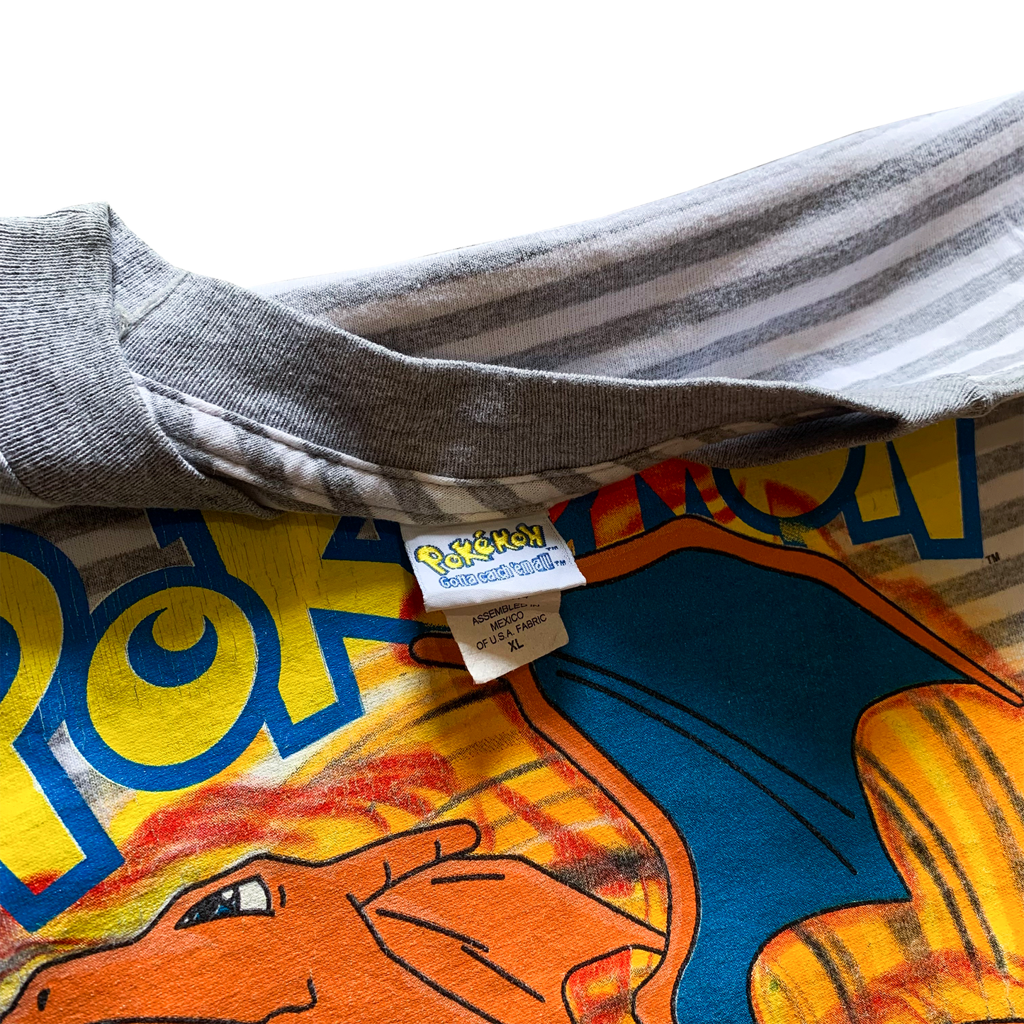 POKEMON CHARIZARD VINTAGE 90s OFFICIAL LONG SLEEVE